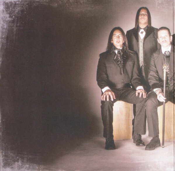 Black Star Riders - Heavy Fire (LP, Album) - Image 2