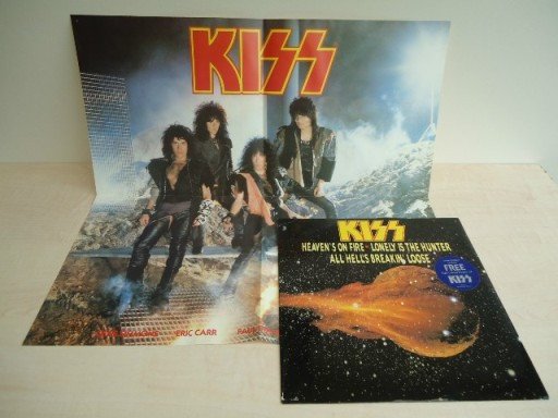 Kiss - Heaven's On Fire / Lonely Is The Hunter / All Hell's Breaking Loose (12", Maxi) - Image 3